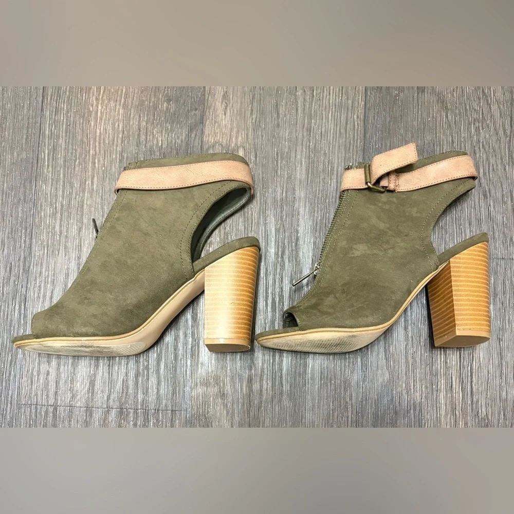 JustFab Olive Green Peep Toe Block Heel Booties – Size 8.5